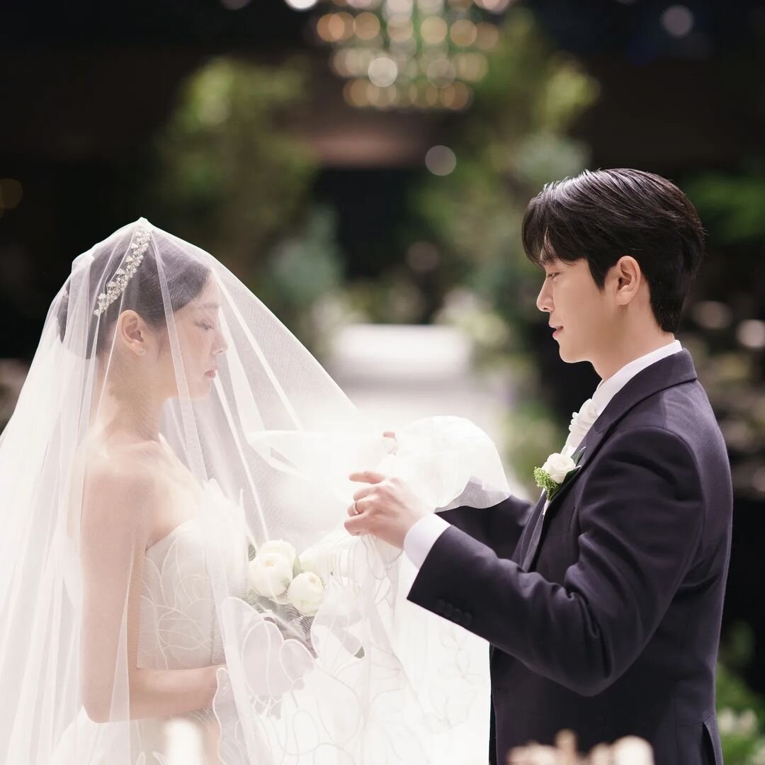 Ким Ёна и певец Ко У Рим