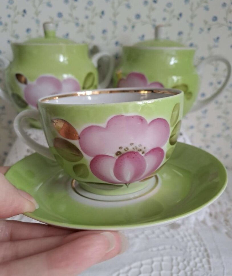 Чашка с блюдцем 