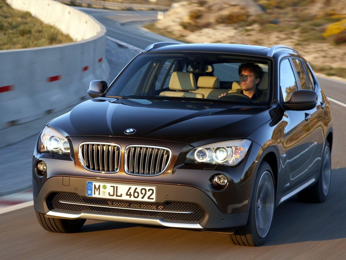 BMW x1 седан