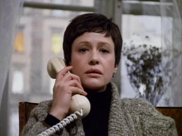 Марина Неелова: Как выглядела в молодости и как выглядит сейчас в свои 73года