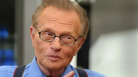 Шоу ларри кинга. Ларри Кинг. Ларри Кинг 2020. Ларри Кинг молодой. Larry King в молодости.