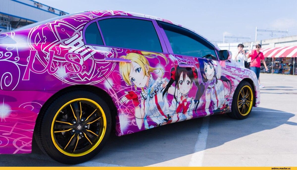 Itasha van