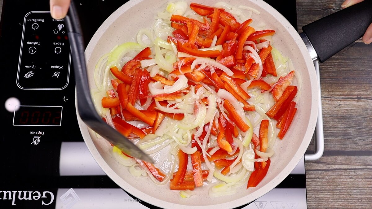 Фриттата с ветчиной. Вкусный испанский завтрак.