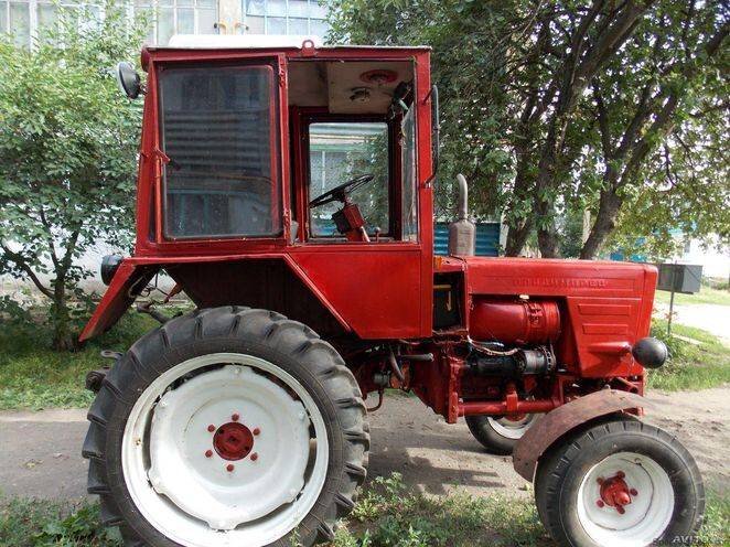 Цена мини-трактора «Зубр» зависит от: