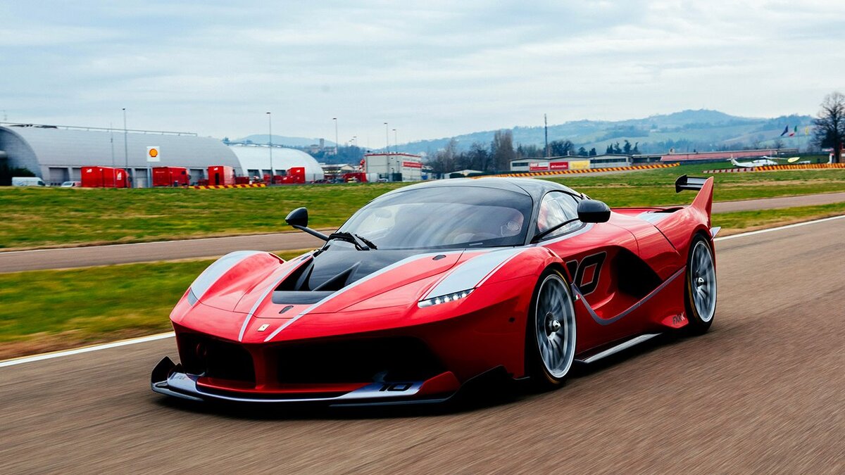 Феррари FXX 1