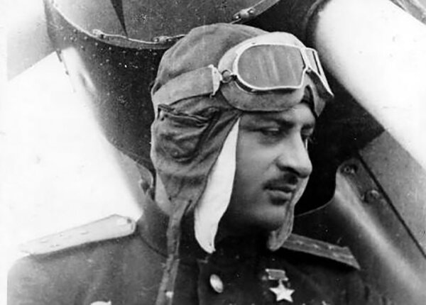Нельсон Георгиевич Степанян ( 1913 - 1944)  Фотография из открытых источников