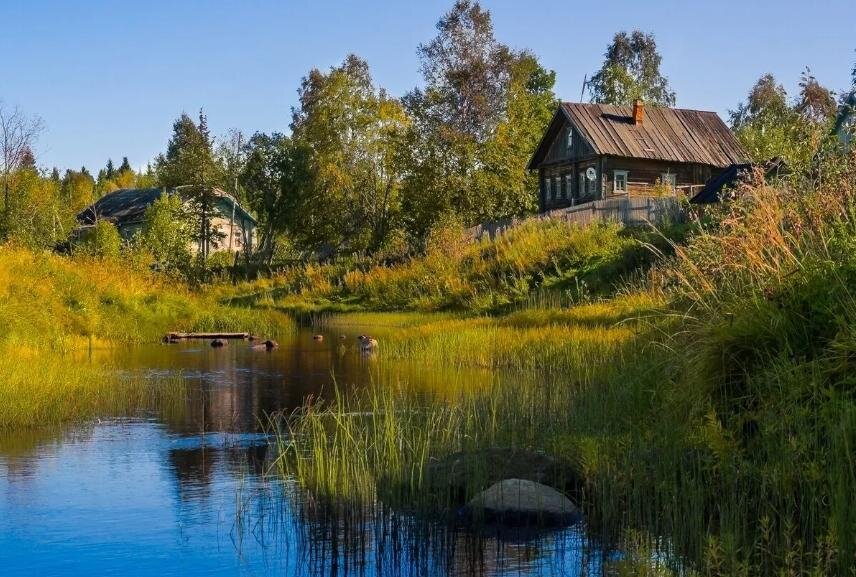 Часто деревни находятся не абы где, а в живописных местах