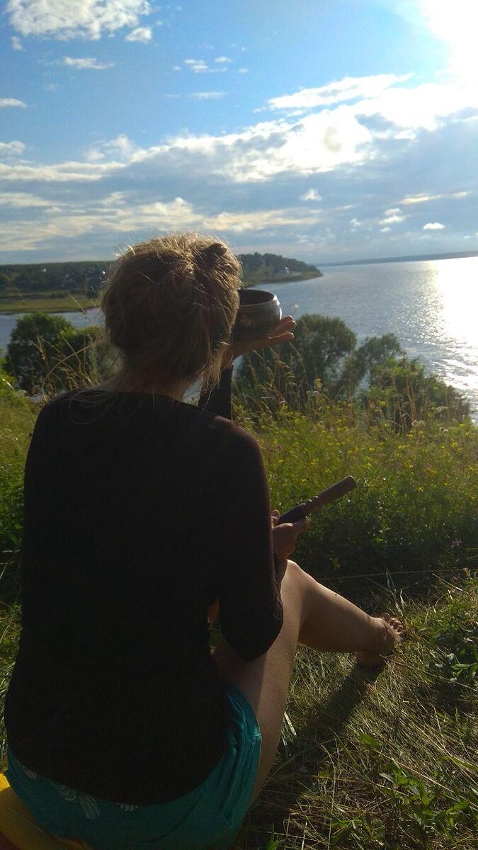 момент волшебного спокойствия от вибраций чаши