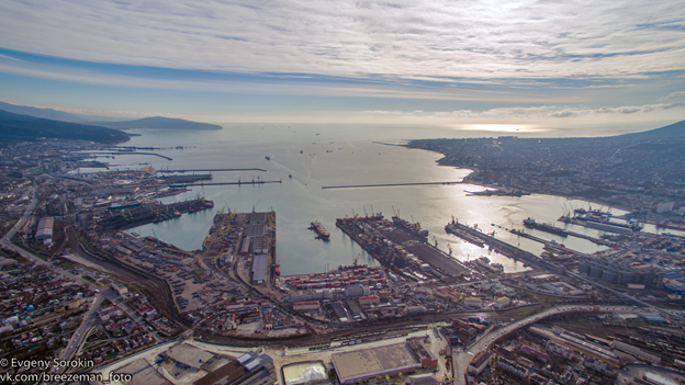 Морской порт Новороссийск