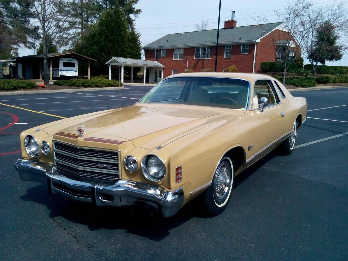 Додж поколения. Додж Чарджер 1975. Додж Чарджер 1978. Dodge Charger 1978. Dodge Charger 4 поколение.