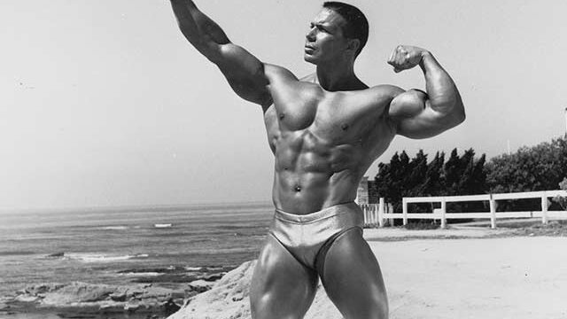 Билл Перл имеет отличную физическую форму и не ест мясо