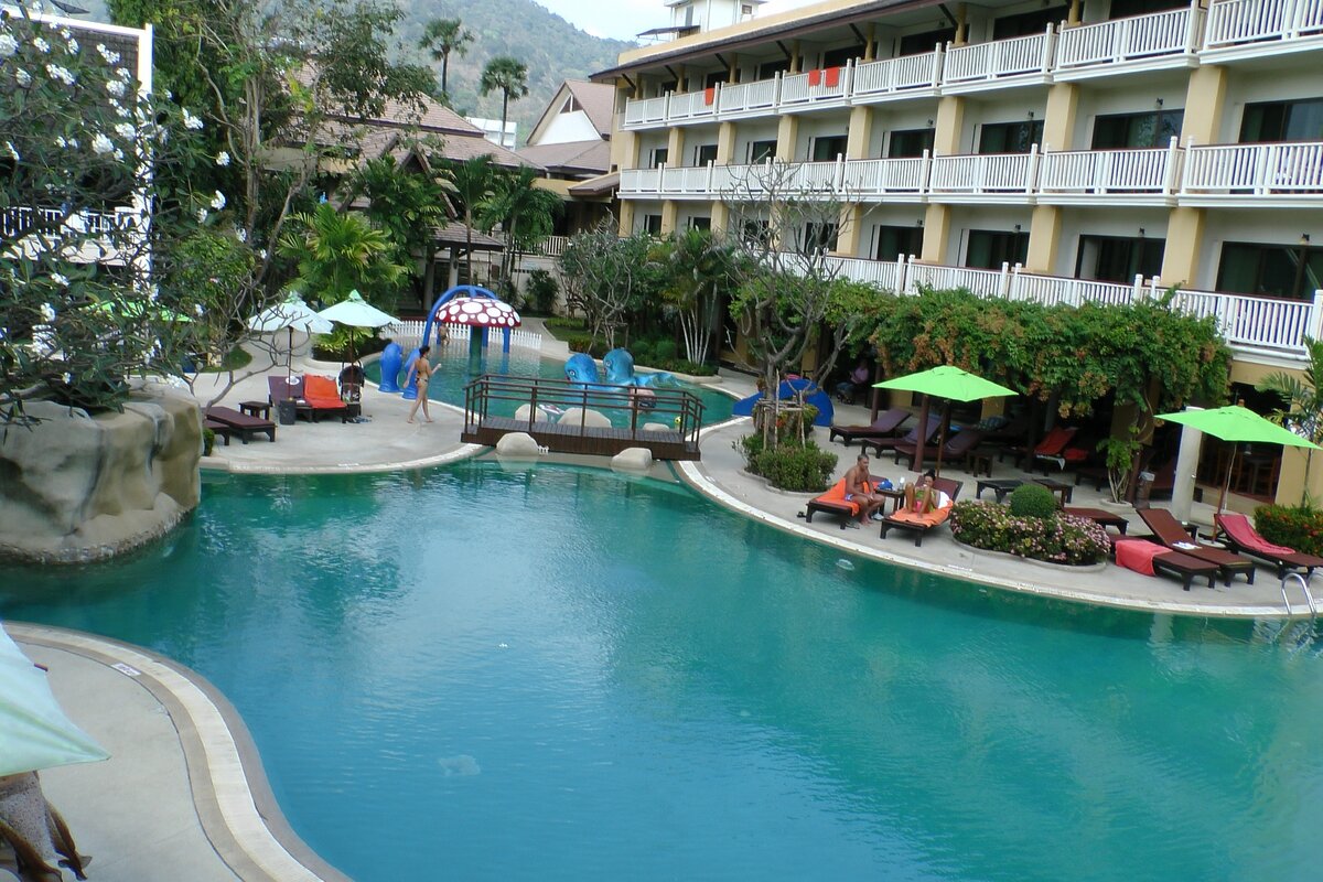 Внутри отеля