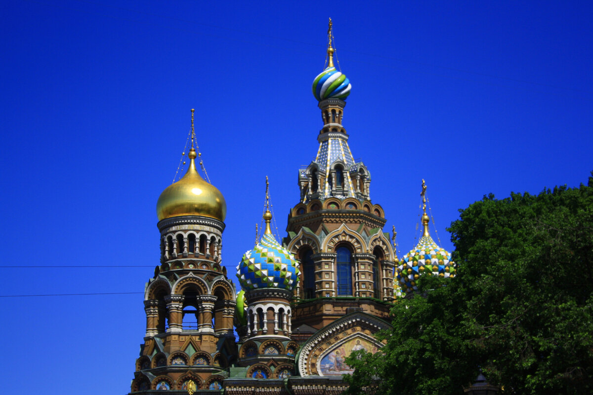 Спас на Крови — Русский стиль