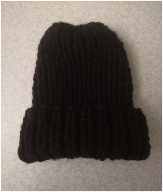 Пример вязанной шапки.