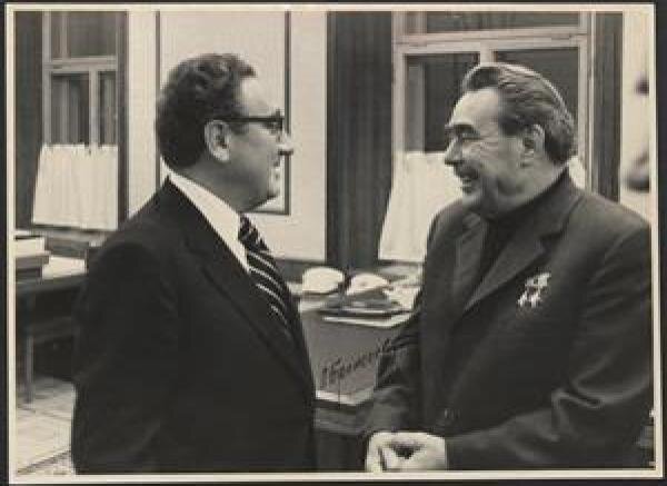 Брежнев и Киссинджер в Москве в 1974 году
