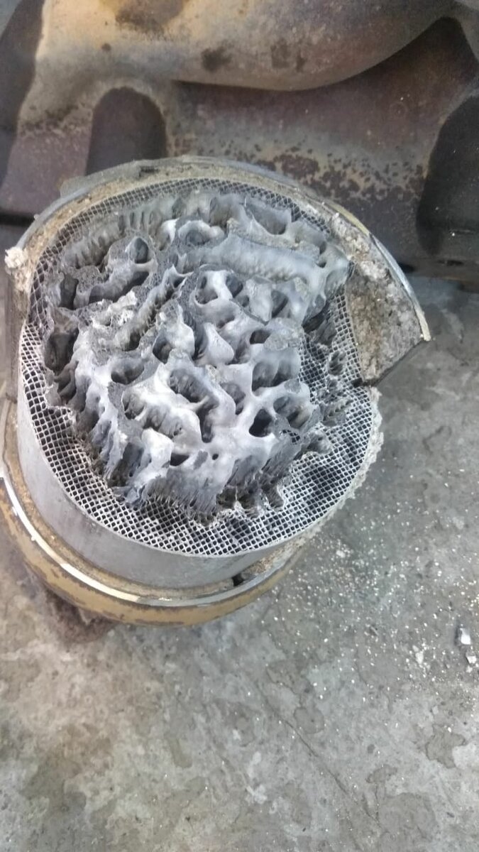 Каталитический нейтрализатор, пробег 149 т.км.