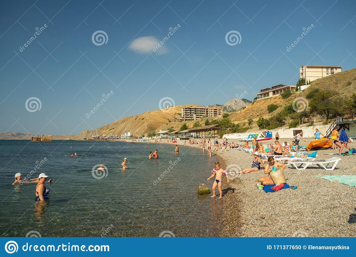 Оригинальная подпись под фотографией: Российский Крым, 19 июля 2019 г. … (фотография в свободном доступе без авторских прав)…*