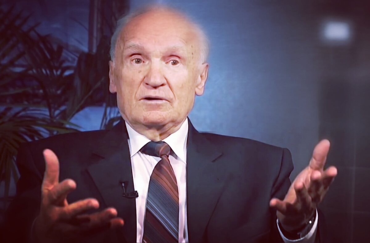 Алексей Ильич Осипов — учёный-богослов, педагог и публицист, доктор богословия, заслуженный профессор Московской духовной академии, апологет, проповедник, писатель, православный катехизатор.