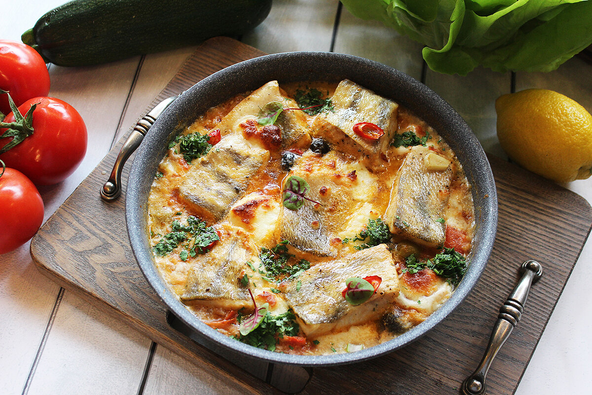 Филе с сулугуни. Пироги вино и гусь шеф. Свинина под сыром. Филе с сулугуни. Рулетики сулугуни ассорти.