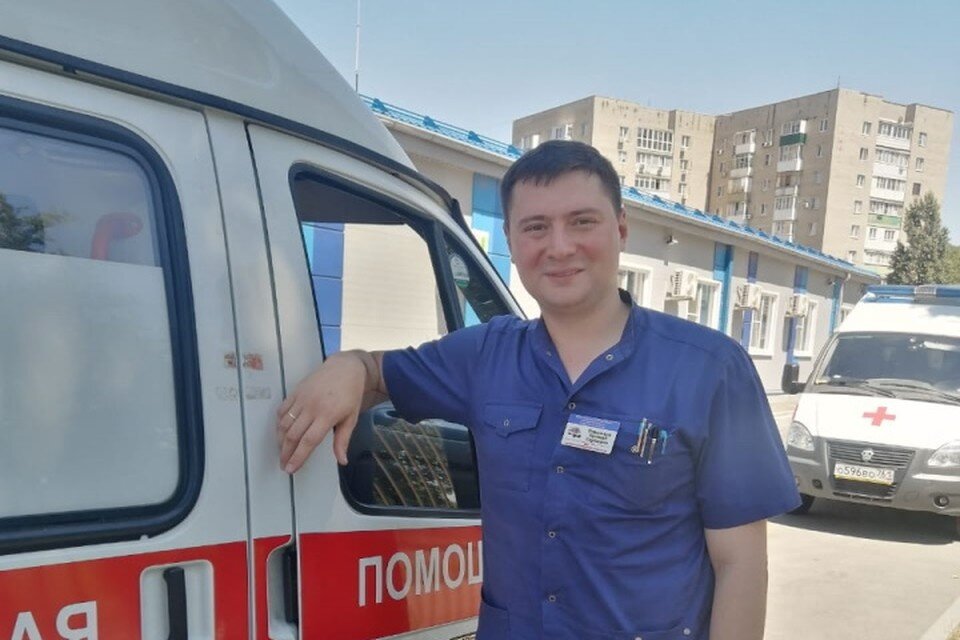     Евгений Корольков работает на подстанции № 5 в Ростове-на-Дону. Фото: ЛЫСЕНКО Татьяна.
