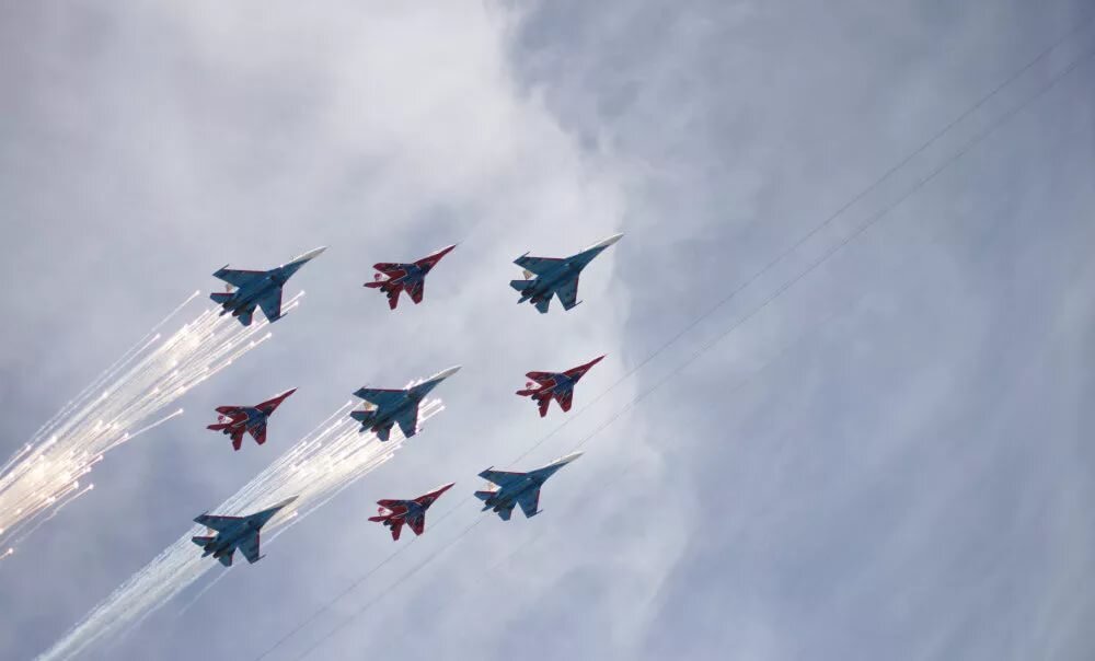 Воздушная часть Парада Победы. Фото - Яндекс