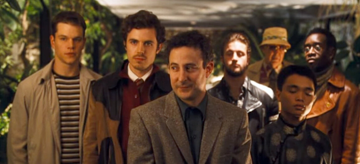 Кадр из кинофильма "Одиннадцать друзей Оушена", 2001 г., режиссер Стивен Содерберг, сценаристы Гарри Браун, Чарльз Ледерер, Тед Гриффин, композитор Дэвид Холмс. Скриншот кадра для иллюстрации