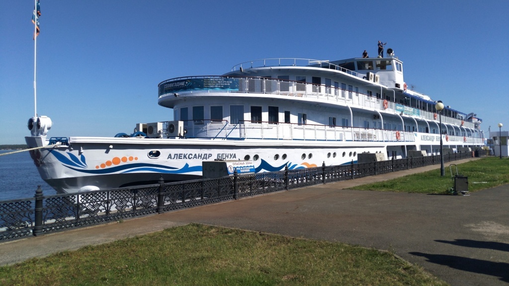 В Тверь приплыл первый в этом году круизный теплоход