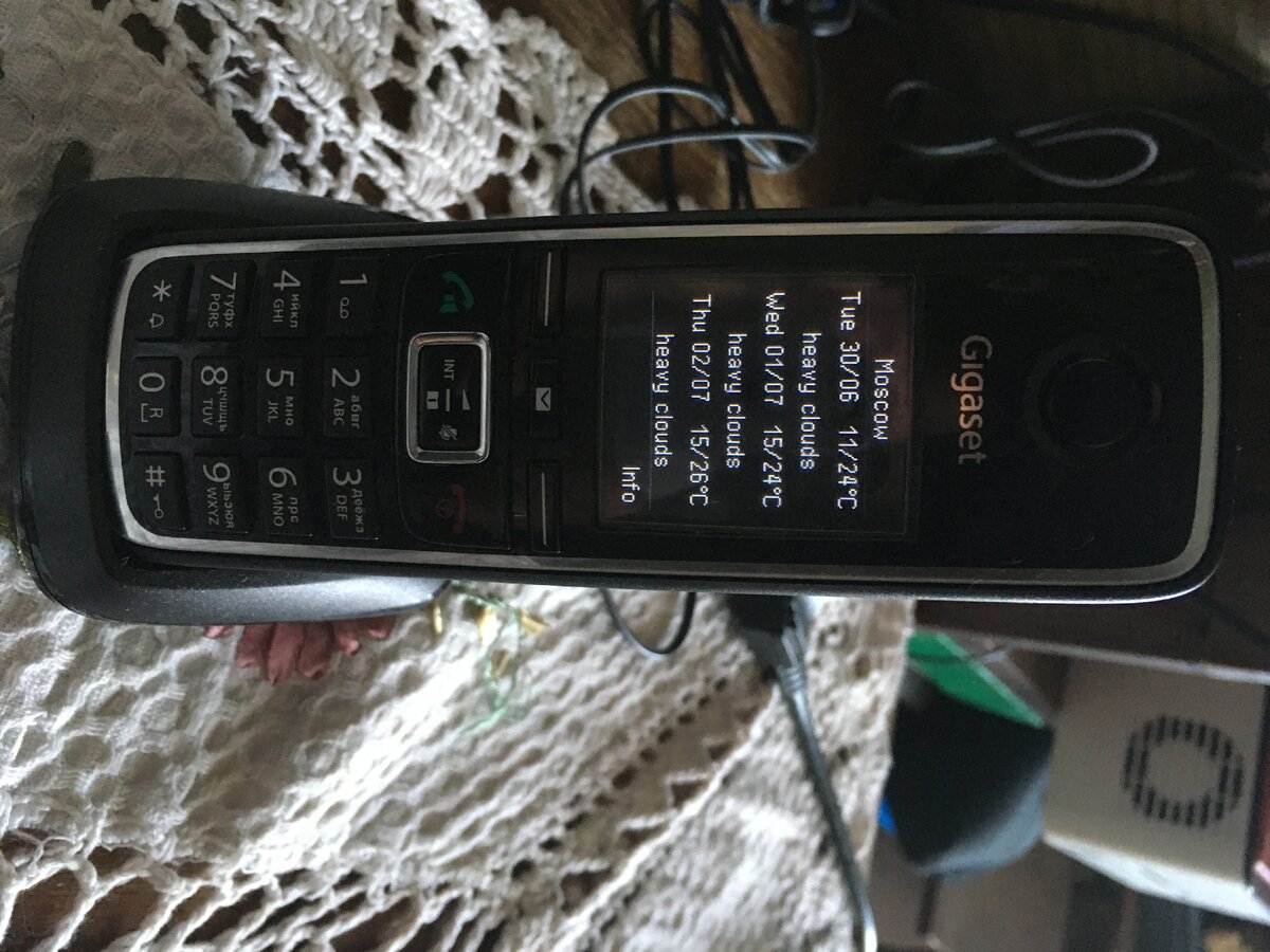 Почему то Дзен переворачивает фотографию.