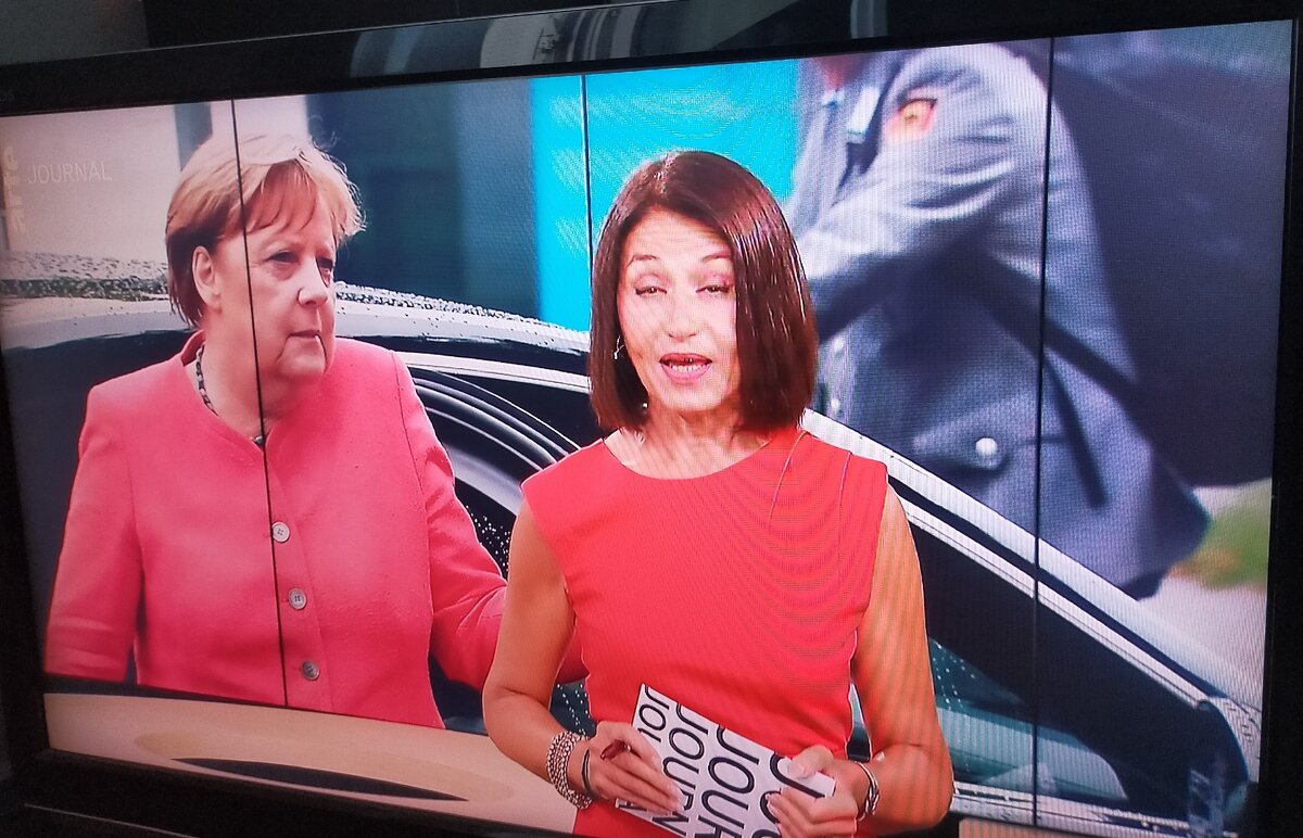 Вот этот пиджачок)))