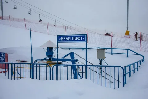 Бэби лифт подъемник. Бугельный Беби-лифт.. Бугель Беби лифт. Бугельный подъемник бейби лифт.