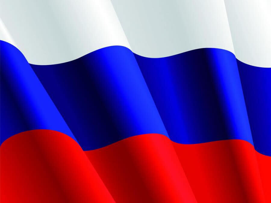 Российский флаг - один из официальных государственных символов Российской Федерации, также как и гимн, герб 

В мире есть множество флагов, которые очень напоминают отечественный. Это и сербский, и чешский, и нидерландский...

Мало кому известны значение тех самых 3 полос: белой, синей и красной. 

В древности цвета интерпретировались соотвественно: 
  светлая полоса обозначала со свободой и независимостью
  голубая – с церковными образами, а также защитниками великой Русской земли
  алая – со смелостью и бесстрашием славных воинов

Сейчас же официальной версии нет, но многие источники подтверждают следующее:

белый цвет означает мир, чистоту, совершенство 

синий - цвет веры и верности

красный цвет символизирует энергию, силу, кровь, пролитую за Отечество.

Однако каждый может расшифровывать это так, как ему хочется.