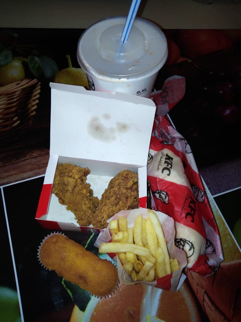 Kfc 300. 5 За 150 КФС. KFS комбо 5 за 250. КФС комбо за 200. Комбо КФС 5 за 150 рублей.