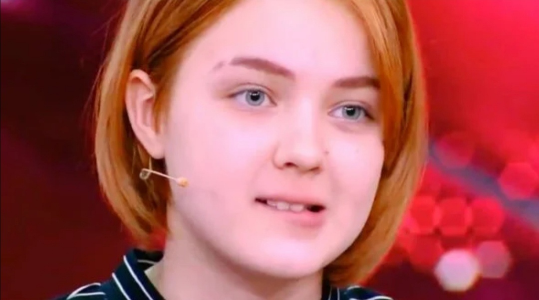 Степана очень даже можно понять, ведь у Даши и в правду красивое личико) 