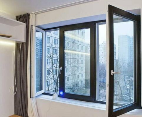 Оконные рамы из ПВХ выделяют вредные вещества, особенно, при нагреве