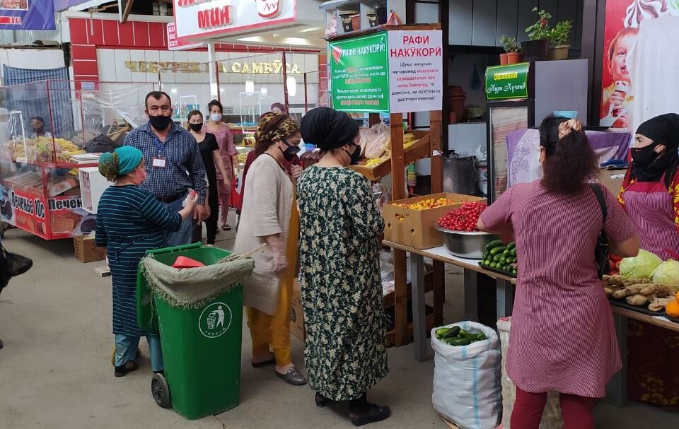 "Полка добра" в Худжанде