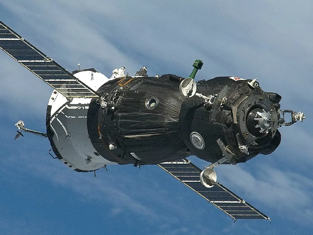 Фото космического корабля в космосе. Союз ТМ 7 космический корабль. Корабль Союз МС 01. Корабль Союз Королев. Пилотируемый космический корабль Союз.