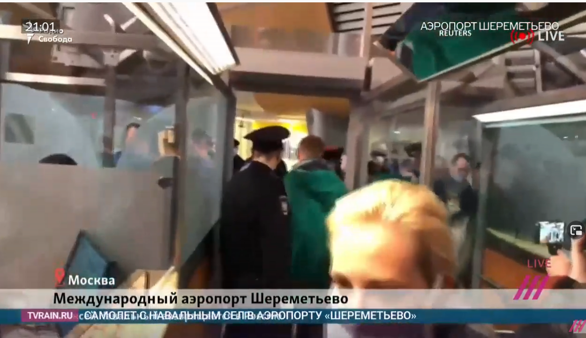 Уходит. Что называется, под белы рученьки.  Издалека кричала адвокат. Но...