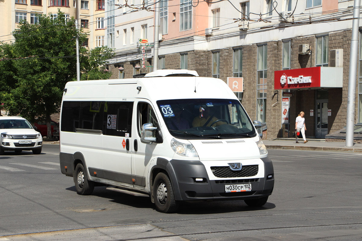 Peugeot Boxer на маршруте №03. Автор фото: Archi. Источник - http://fotobus.msk.ru/