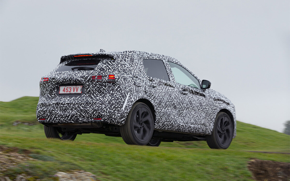 Nissan Qashqai в камуфляже © Nissan