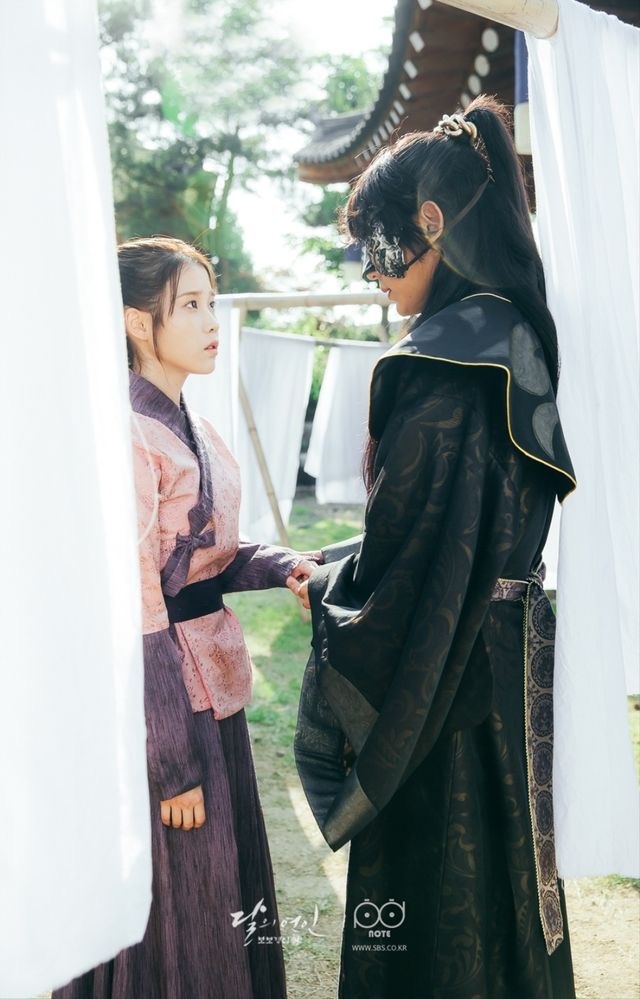 Алые сердца : Корё