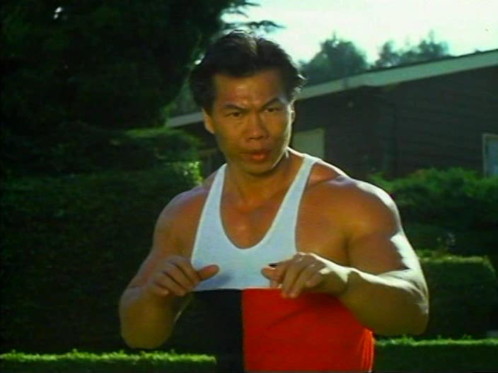 Боло Йен в фильме «Огнедышащий»