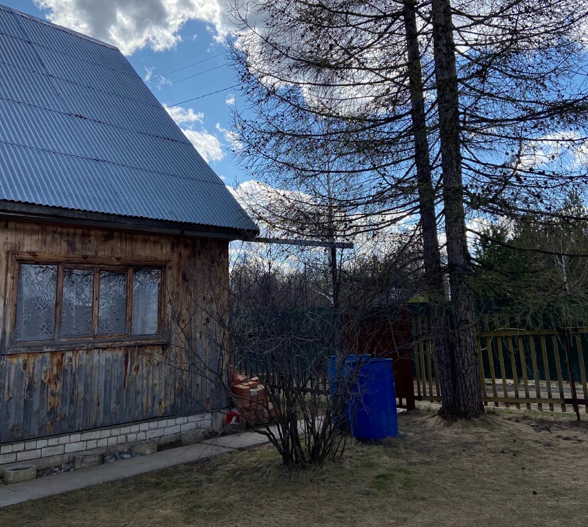 Наш дом почернел