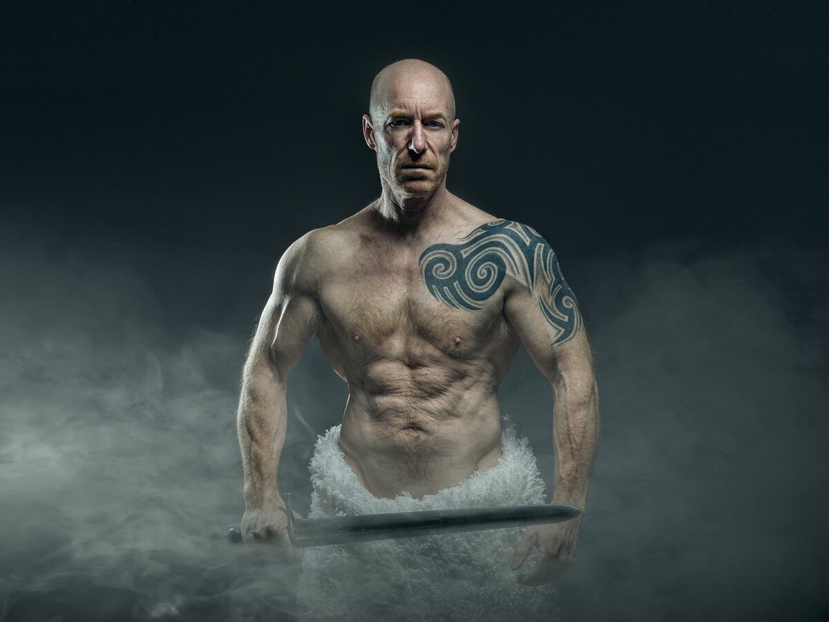 Мужчина с мечом (Бесплатное фото с сайта Pixabay.com https://clck.ru/Tmm67) (Автор Russell_Clark / 21 images)