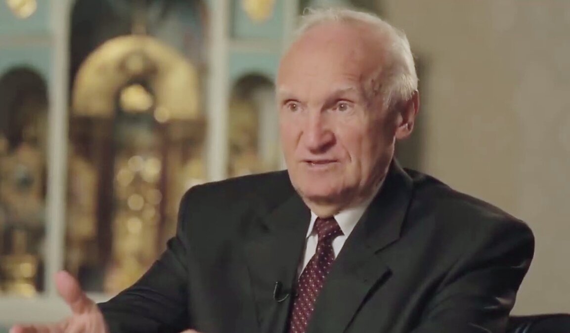 Алексей Ильич Осипов — учёный-богослов, педагог и публицист, доктор богословия, заслуженный профессор Московской духовной академии, апологет, проповедник, писатель, православный катехизатор.