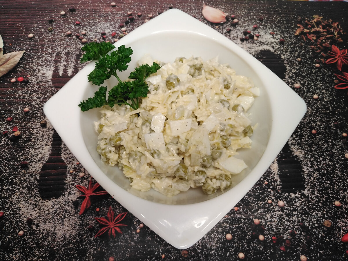 Вкусный, легкий и быстрый салат «Чайка» из самых простых продуктов
