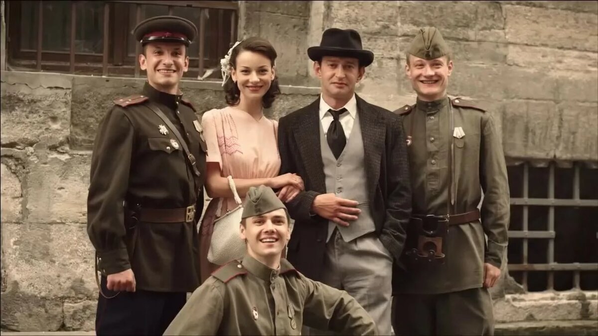 Кадры из сериала «Петр Лещенко. Все, что было...»