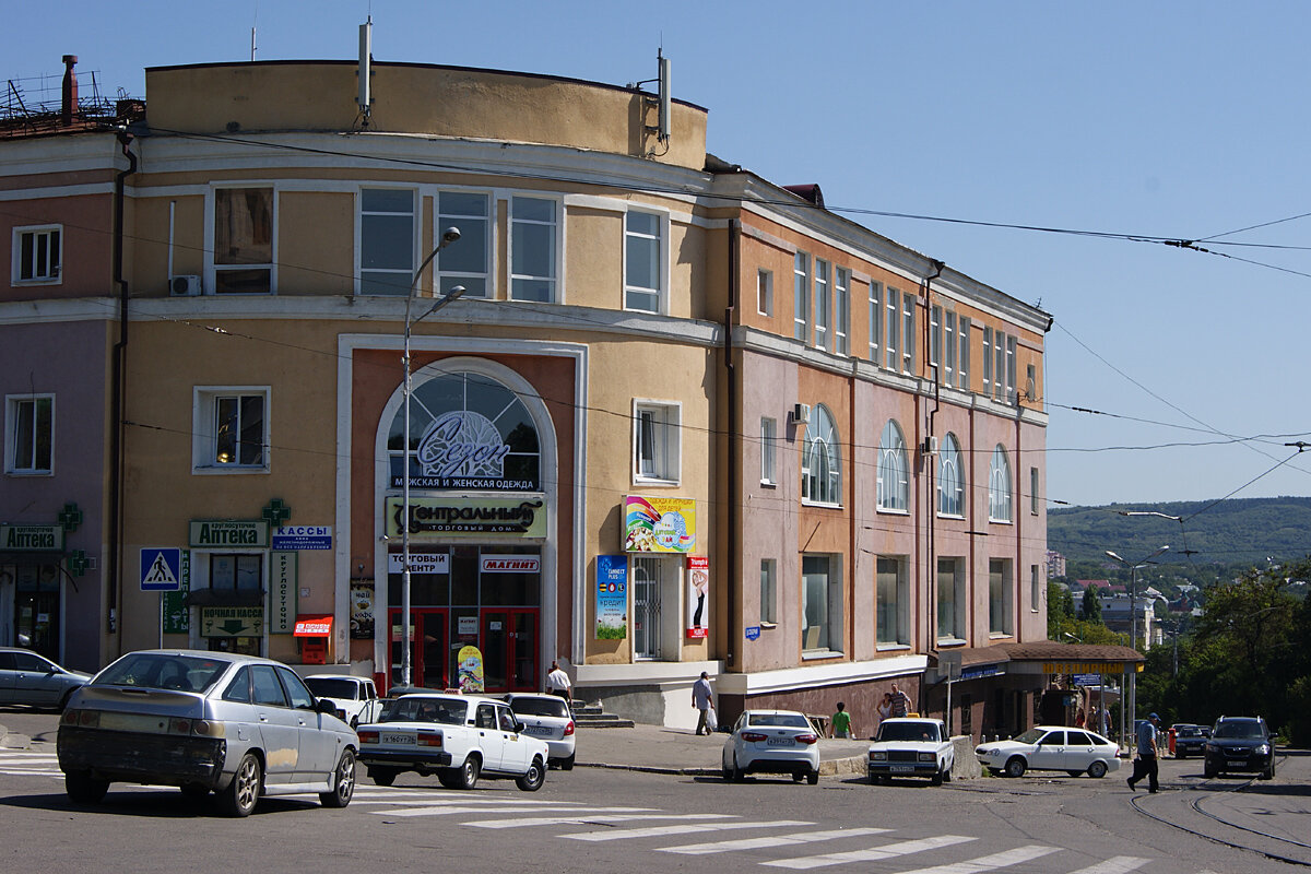 пятигорск центр фото. гостиница эрмитаж пятигорск. центр пятигорска фото. пятигорск центр города. пятигорск центр фото.