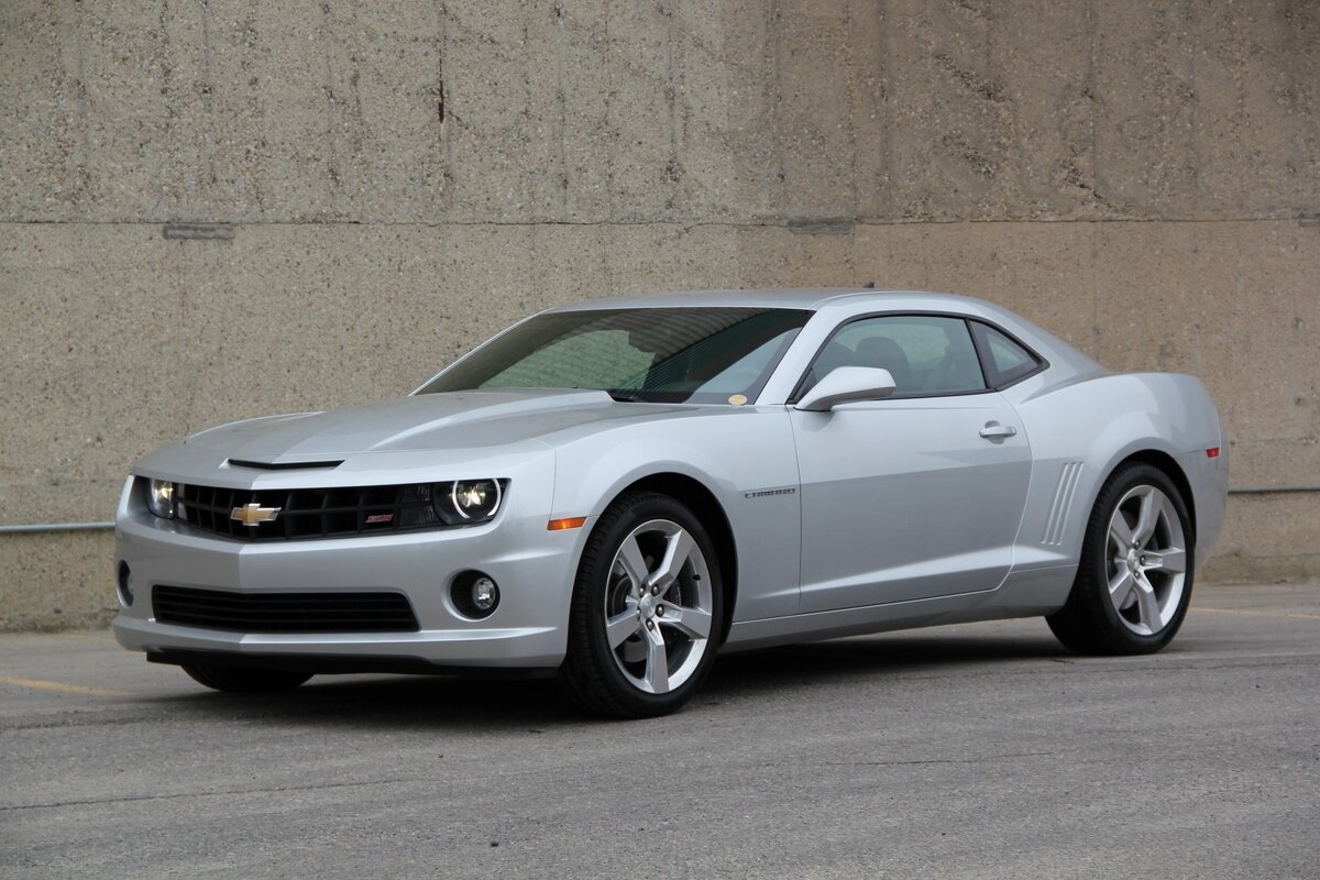 Chevrolet Camaro 21white