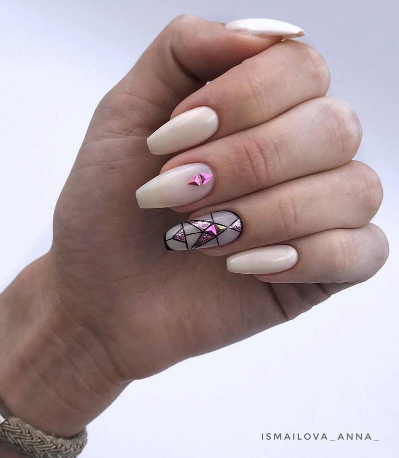 BALLERINA-NAILS (БАЛЕРИНА): ИДЕИ ДИЗАЙНА НОГТЕЙ И СПОСОБЫ СОЗДАНИЯ ФОРМЫ В РАЗНЫХ ТЕХНИКАХ.