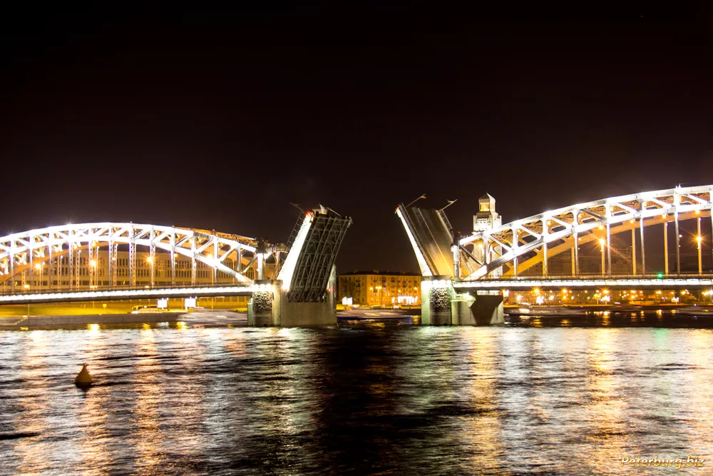 Разводной мост в Санкт-Петербурге. Александрийский мост в Санкт-Петербурге. Литейный Троицкий Большеохтинский мост. Петербургский мост разводной.